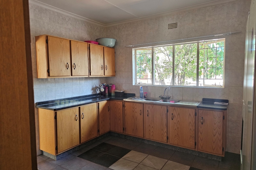 To Let 3 Bedroom Property for Rent in Protea Park North West